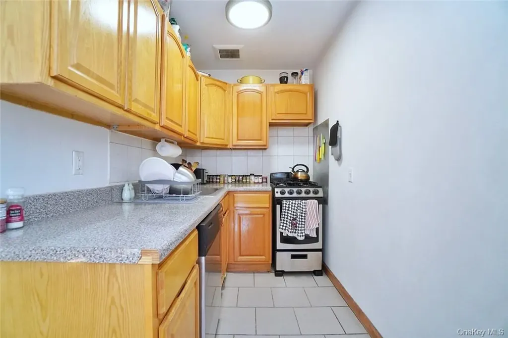 157 North 5th Street Brooklyn NY 11211
