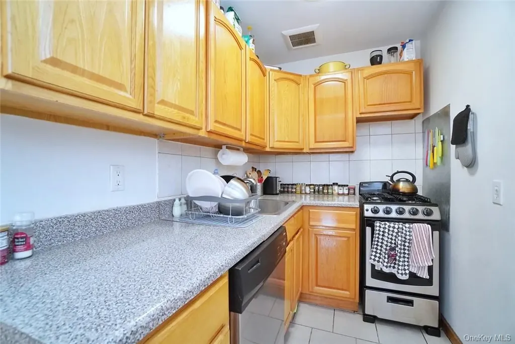 157 North 5th Street Brooklyn NY 11211