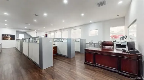 26-32 Bond Street Westbury NY 11590