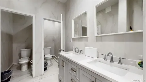 26-32 Bond Street Westbury NY 11590