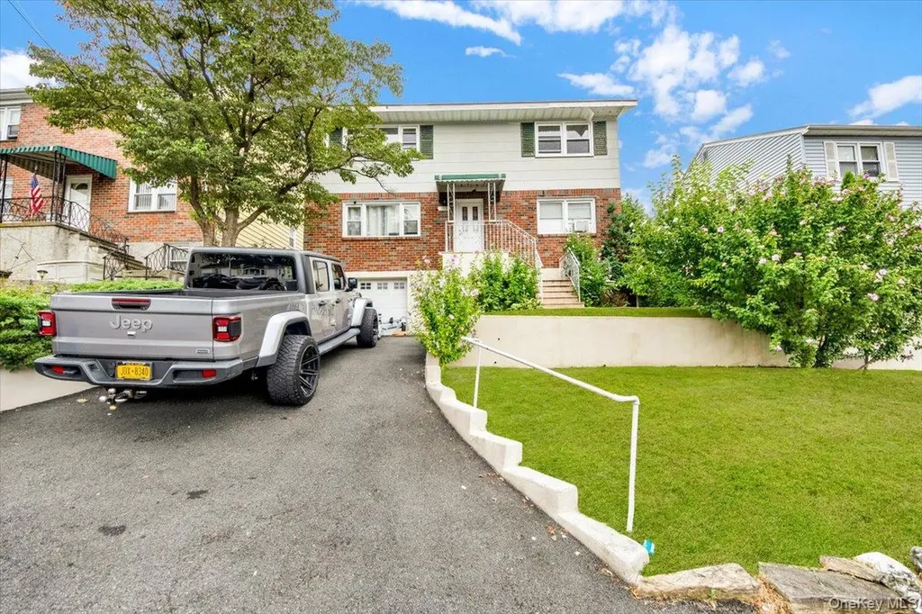 162 Bennett Avenue Yonkers NY 10701