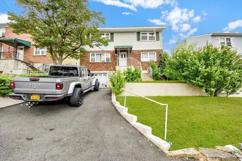 162 Bennett Avenue Yonkers NY 10701