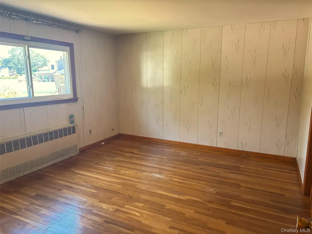10 13th Avenue West Babylon NY 11704