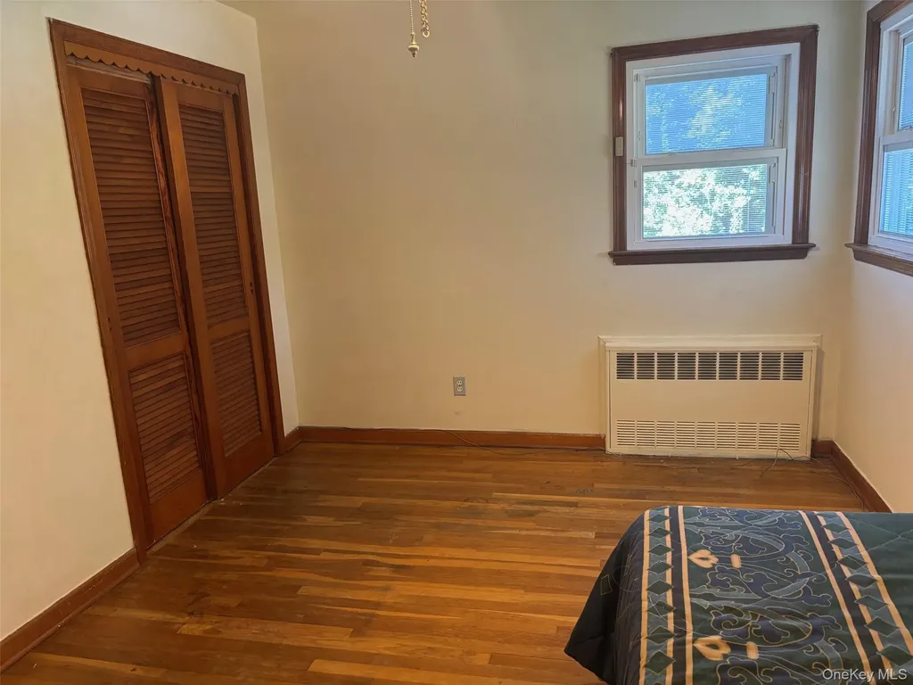 10 13th Avenue West Babylon NY 11704