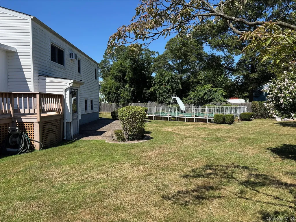 10 13th Avenue West Babylon NY 11704