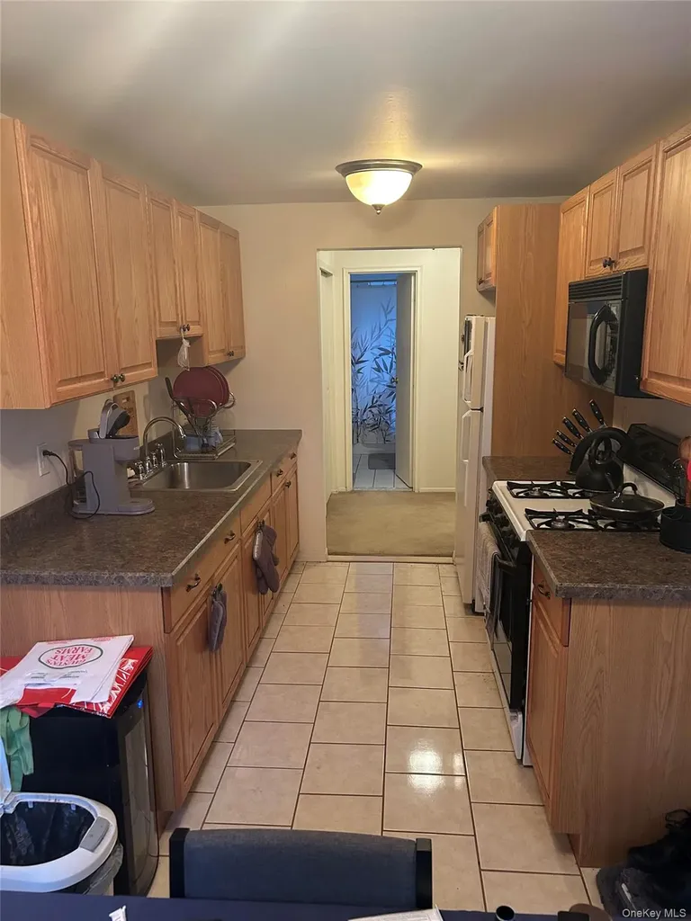 96 Jervis Avenue Farmingdale NY 11735