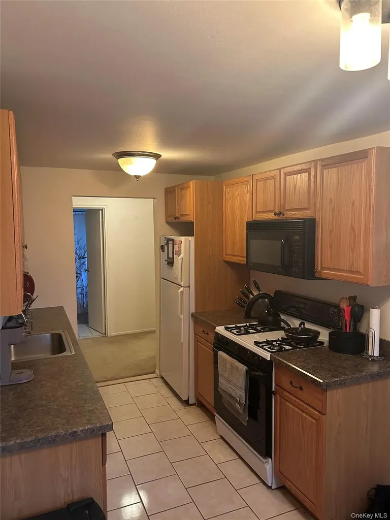 96 Jervis Avenue Farmingdale NY 11735