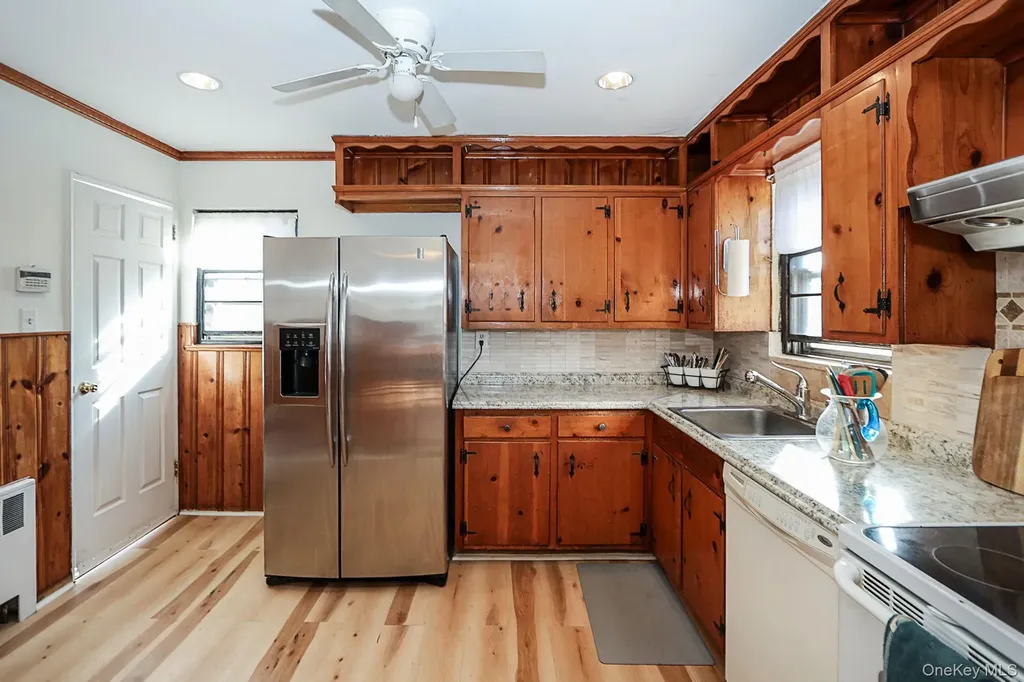 828 E. Meadow Avenue East Meadow NY 11554