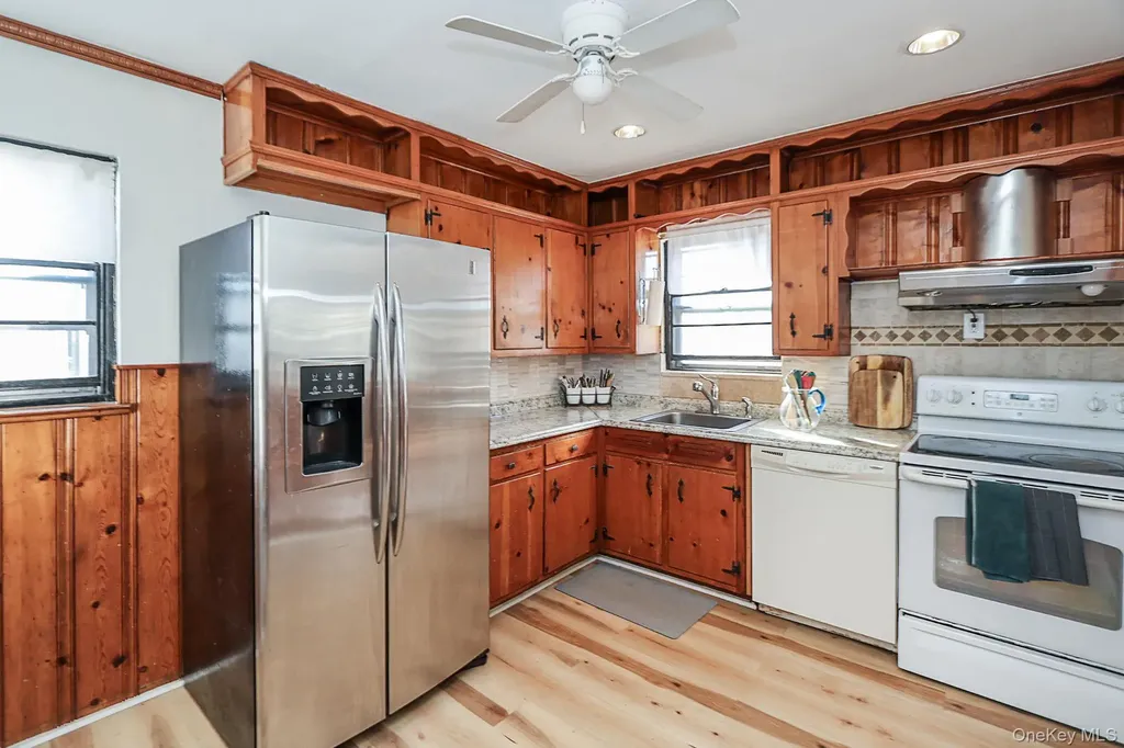 828 E. Meadow Avenue East Meadow NY 11554