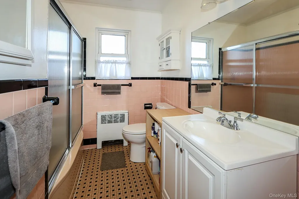 828 E. Meadow Avenue East Meadow NY 11554