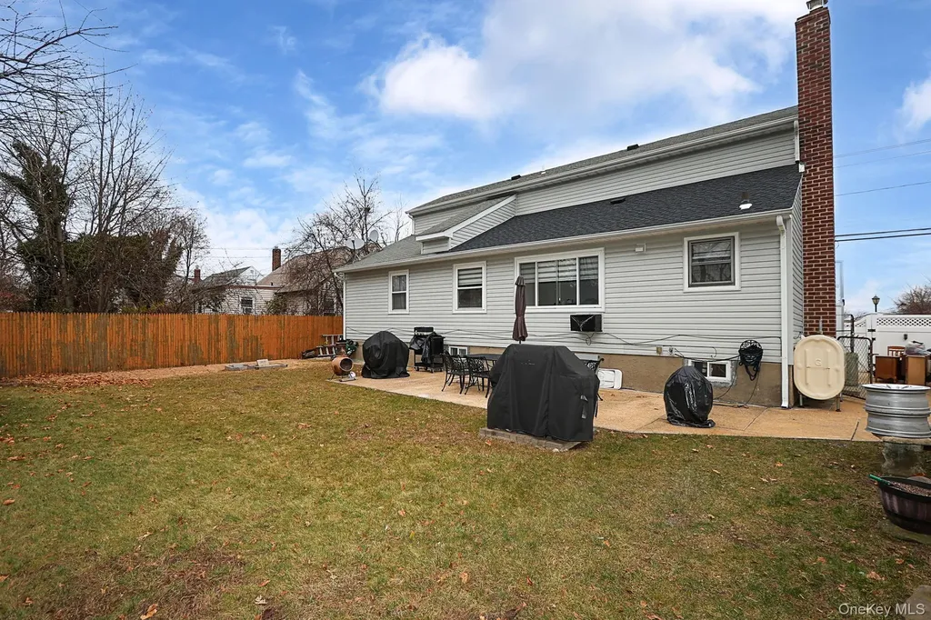 828 E. Meadow Avenue East Meadow NY 11554