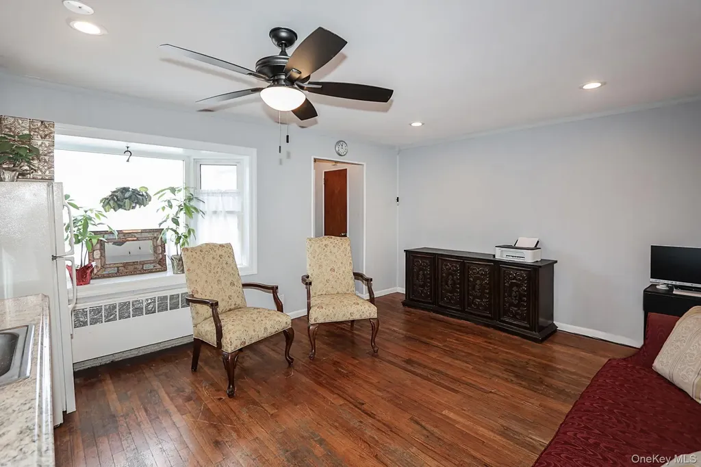 828 E. Meadow Avenue East Meadow NY 11554