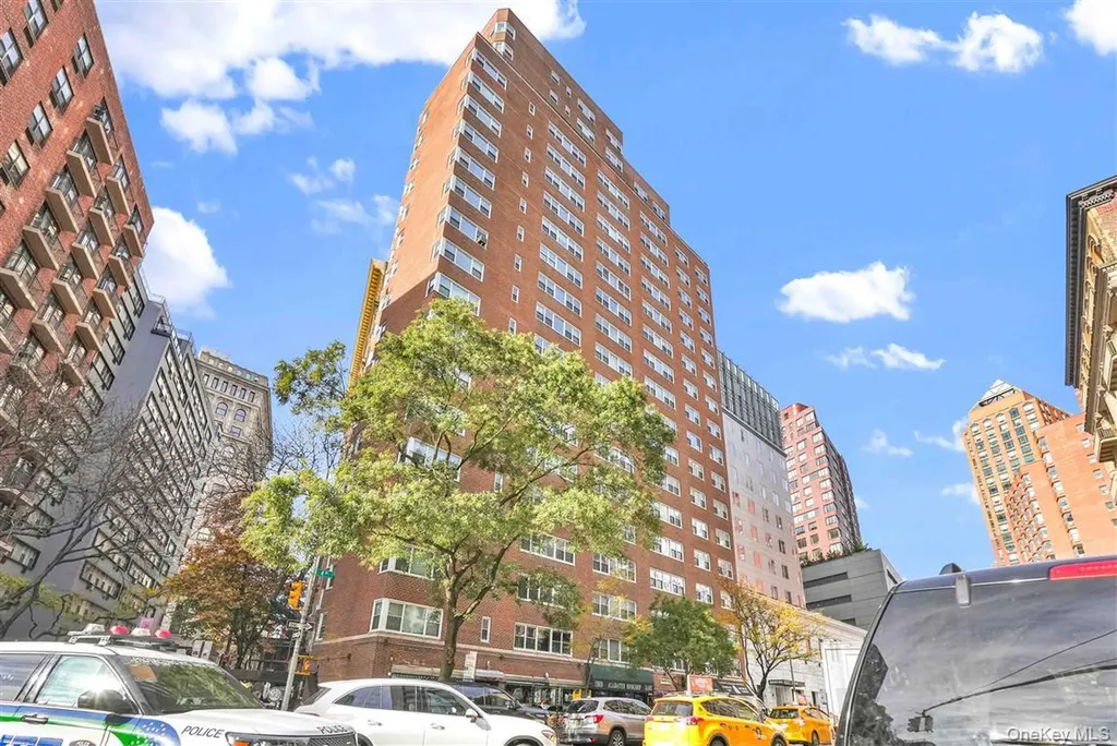 77 E 12 Street New York (manhattan) NY 10003