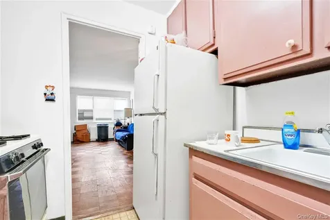 77 E 12 Street New York (manhattan) NY 10003