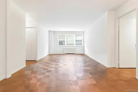 77 E 12 Street New York (manhattan) NY 10003