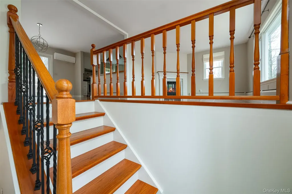 26 Saint Paul Road Red Hook NY 12571