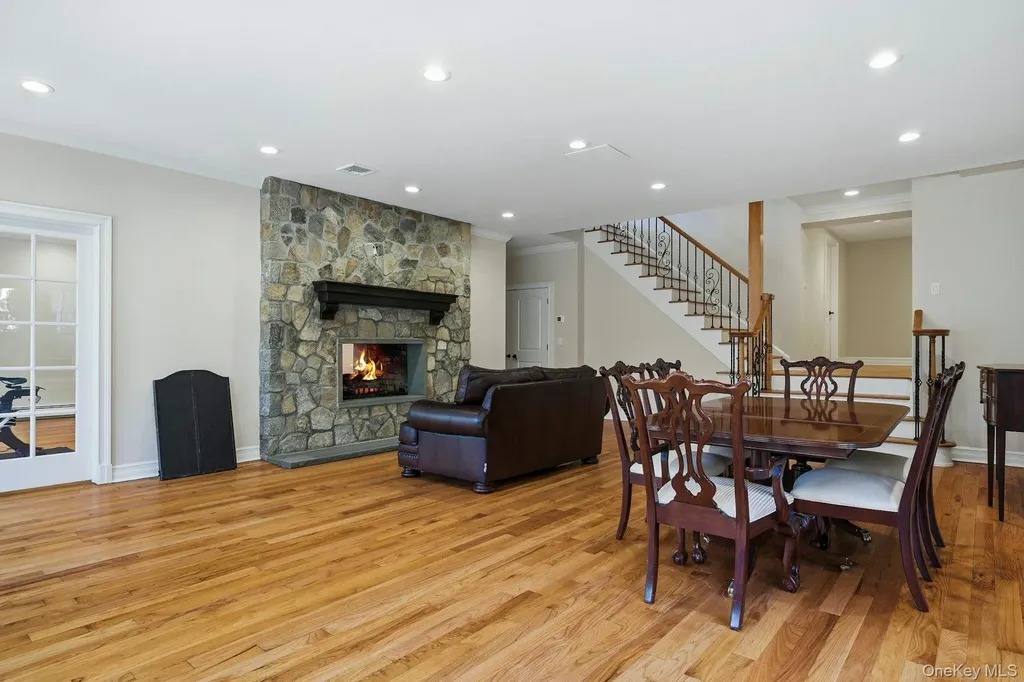 5 Mallard Drive Lloyd Harbor NY 11743
