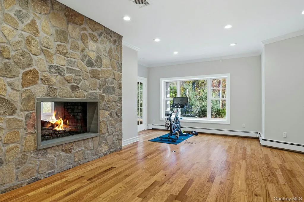 5 Mallard Drive Lloyd Harbor NY 11743