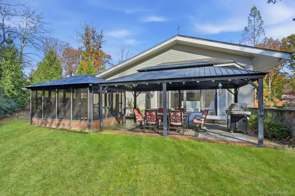 5 Mallard Drive Lloyd Harbor NY 11743