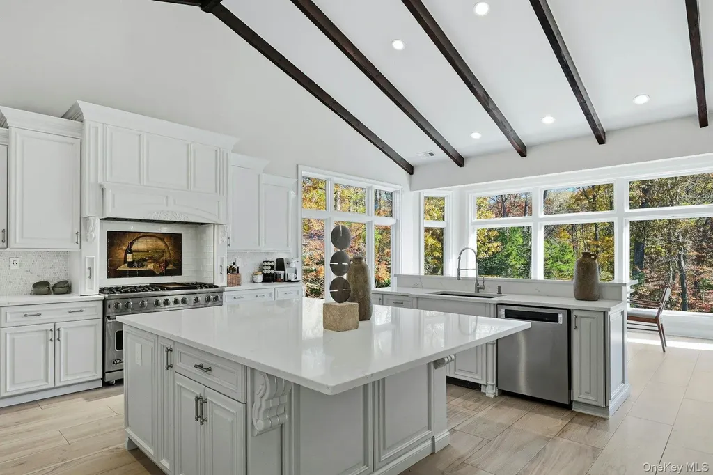 5 Mallard Drive Lloyd Harbor NY 11743