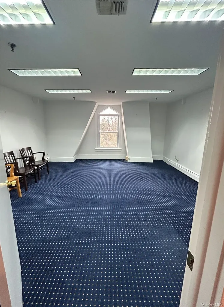 75 N Middletown Road Nanuet NY 10954