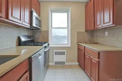 1255 North Avenue New Rochelle NY 10804