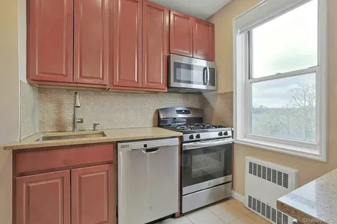 1255 North Avenue New Rochelle NY 10804