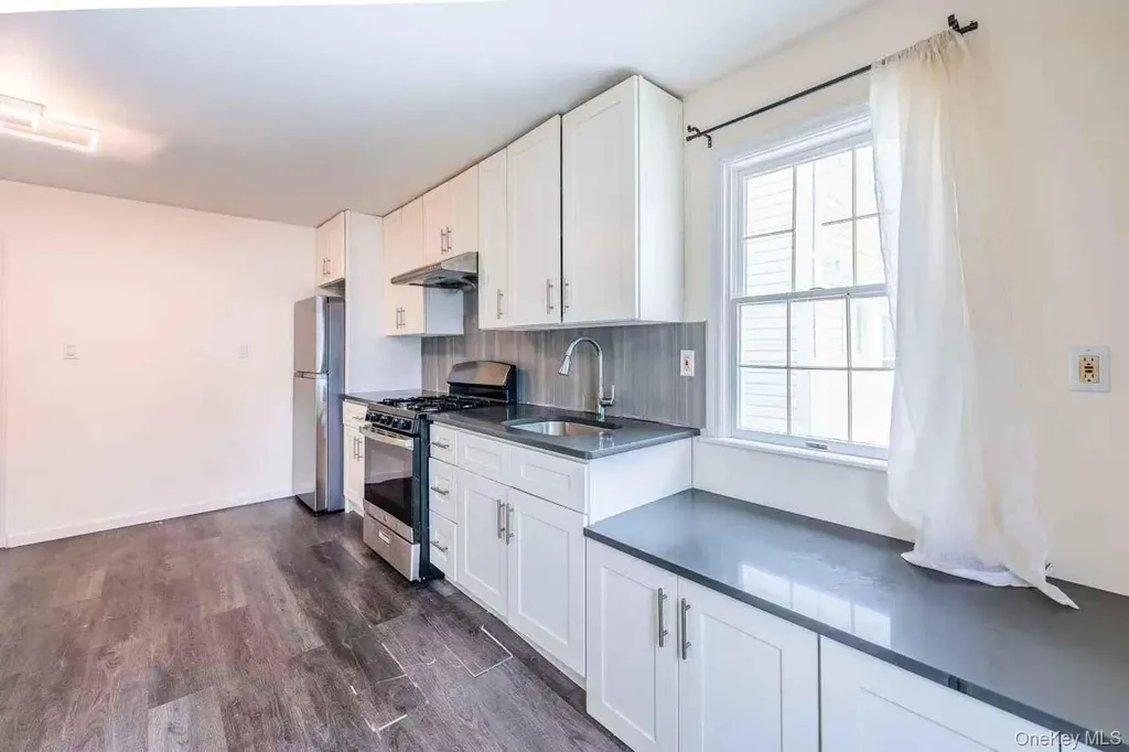 3314 204th Street Bayside NY 11361