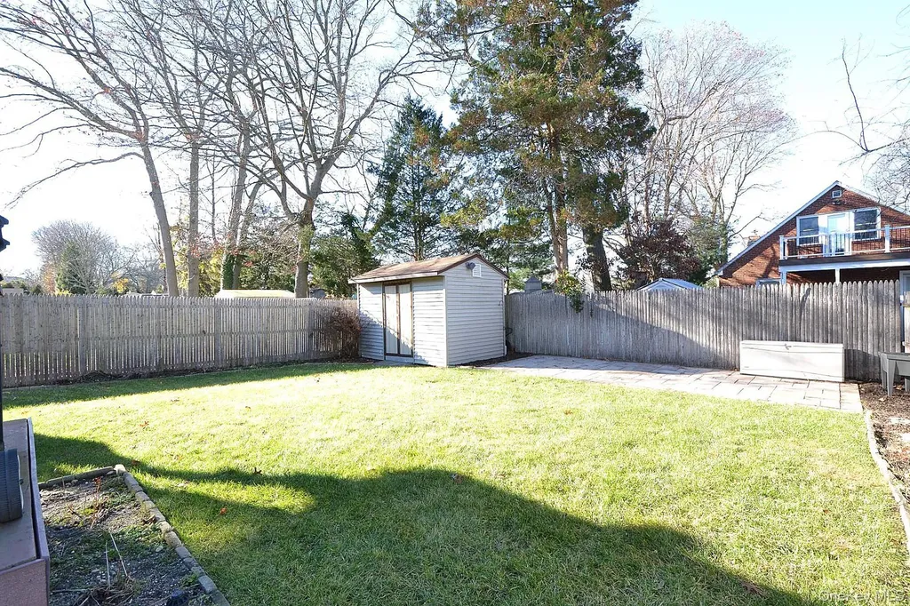 29 Granby Place Ronkonkoma NY 11779