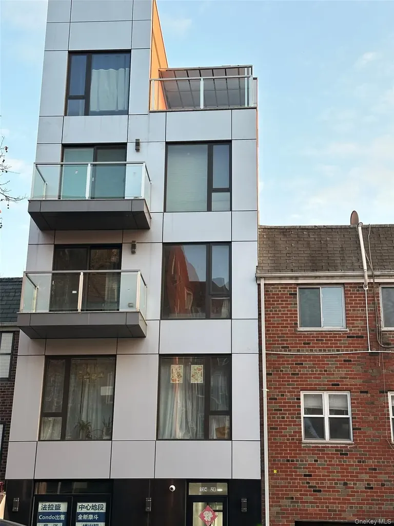 134-28 Blossom Avenue Flushing NY 11355