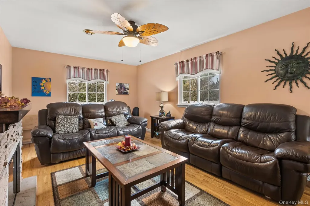 6 Sunny Lane Bay Shore NY 11706