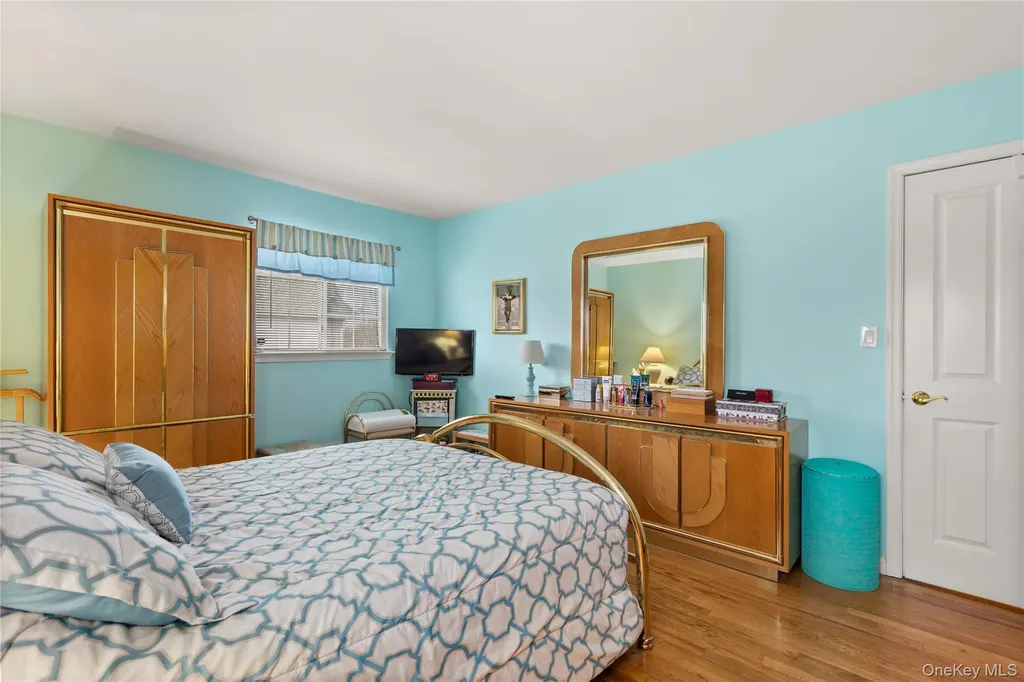 6 Sunny Lane Bay Shore NY 11706