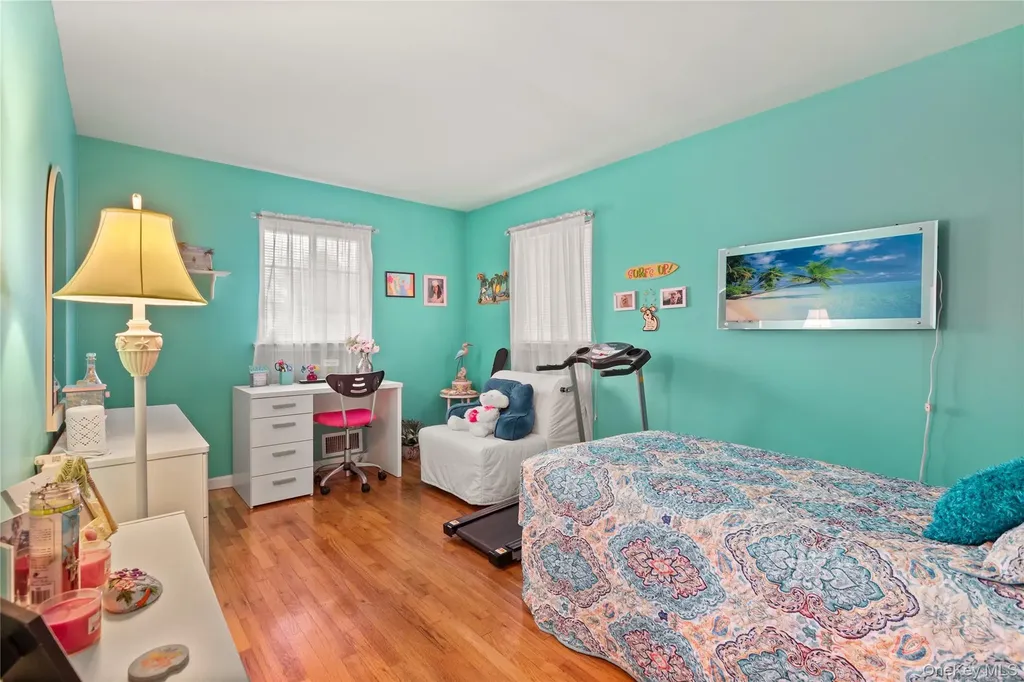 6 Sunny Lane Bay Shore NY 11706