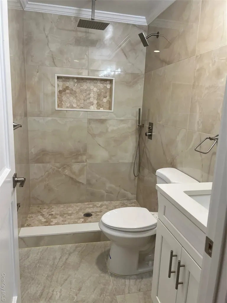 19 Sunlight Hill Yonkers NY 10704