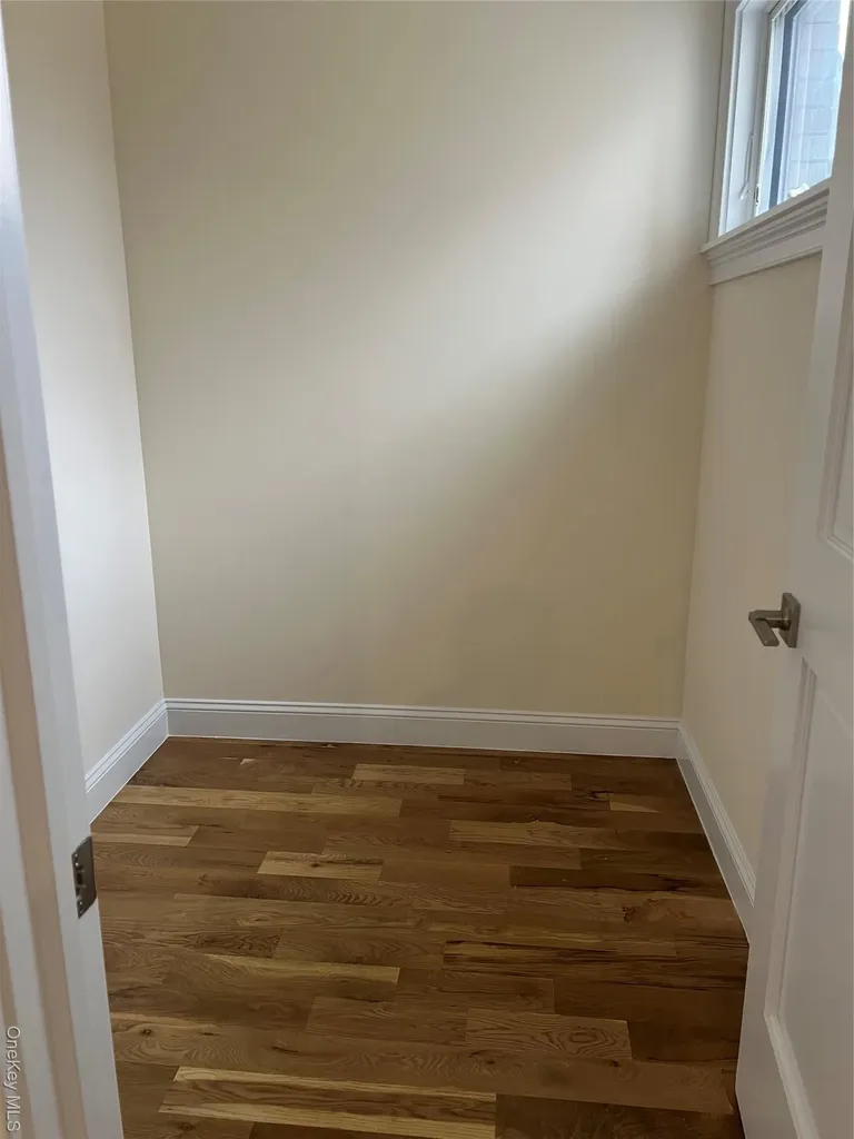 19 Sunlight Hill Yonkers NY 10704