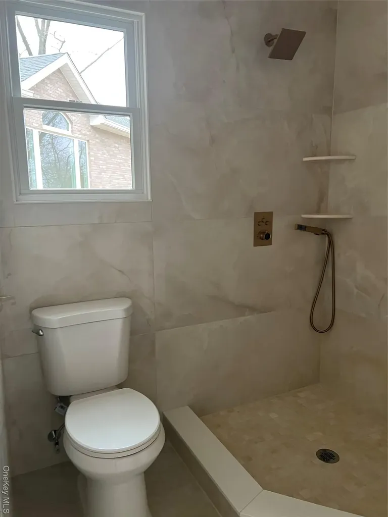 19 Sunlight Hill Yonkers NY 10704