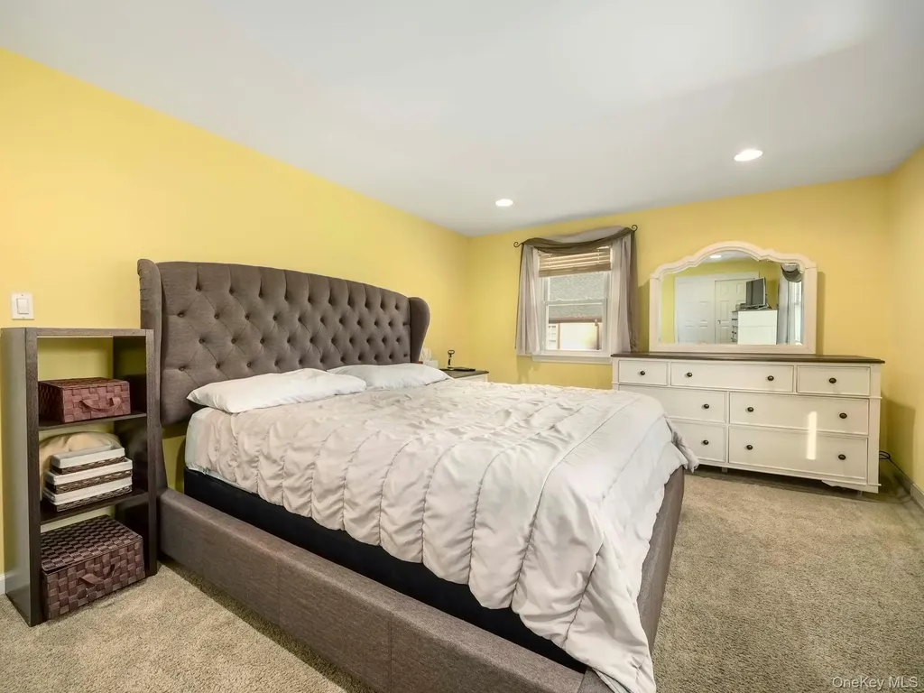 19 Hillside Avenue Suffern NY 10901