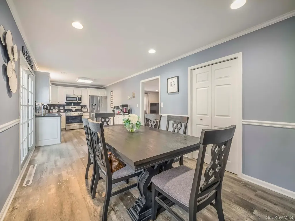 19 Hillside Avenue Suffern NY 10901