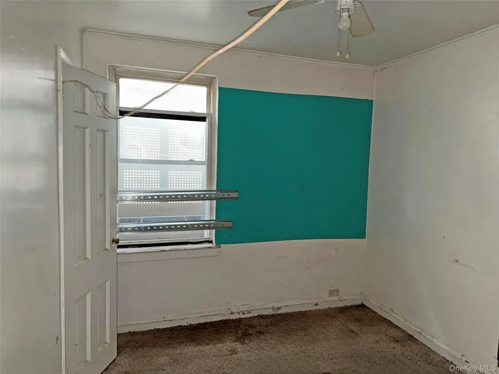 4077 Seton Avenue Bronx NY 10466