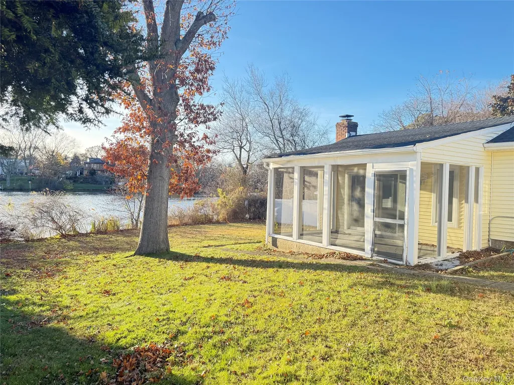 50 W Lake Drive Patchogue NY 11772