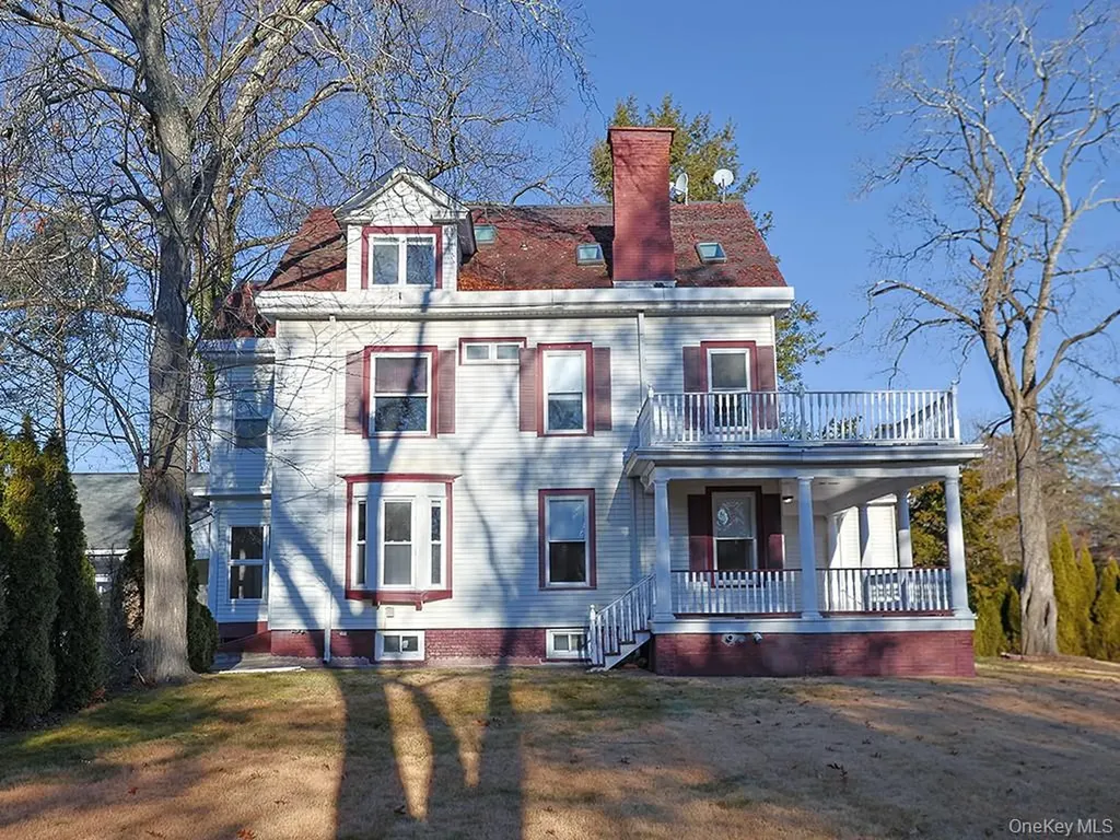 113 Hooker Avenue Poughkeepsie NY 12601