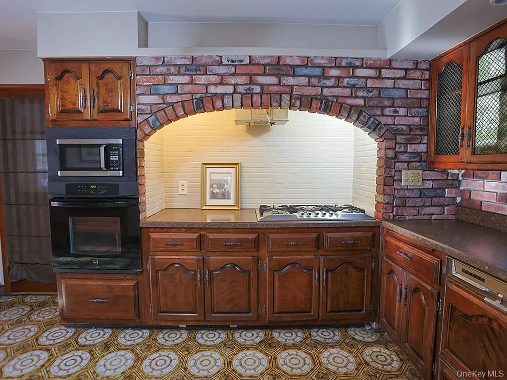 113 Hooker Avenue Poughkeepsie NY 12601