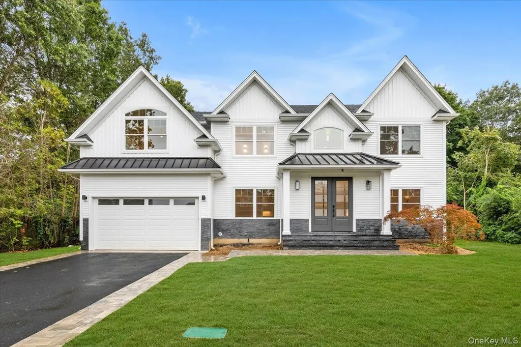 69 Calvin Avenue Syosset NY 11791