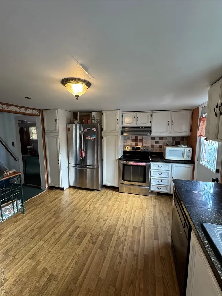 8 E Marie Street Hudson NY 12534