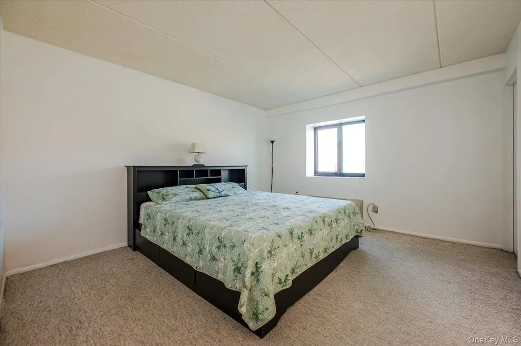 730 W Broadway Long Beach NY 11561