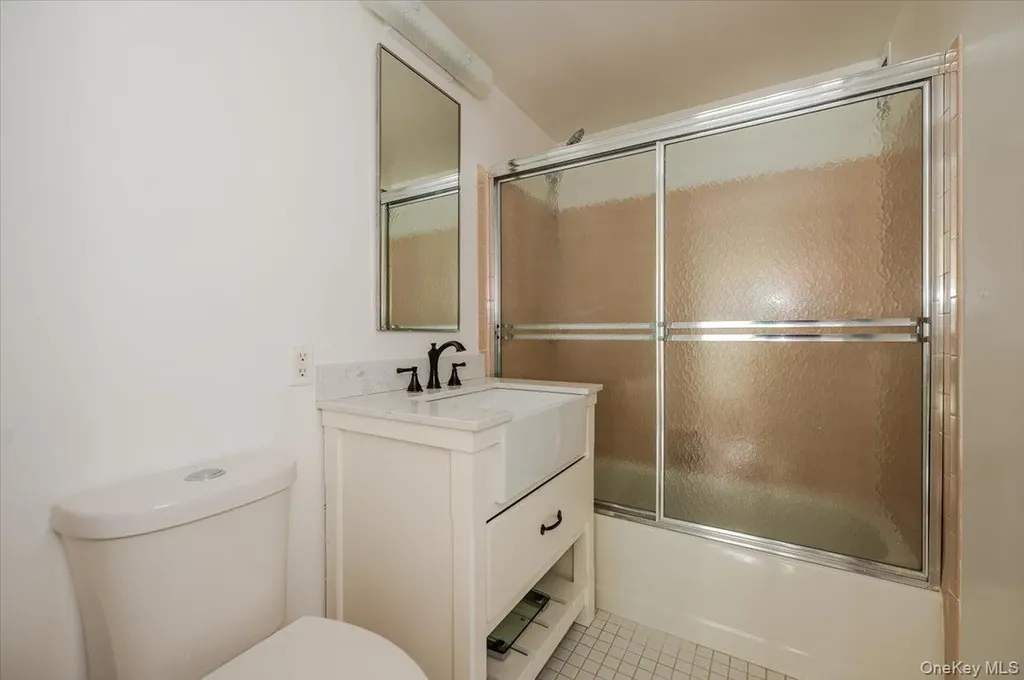 730 W Broadway Long Beach NY 11561