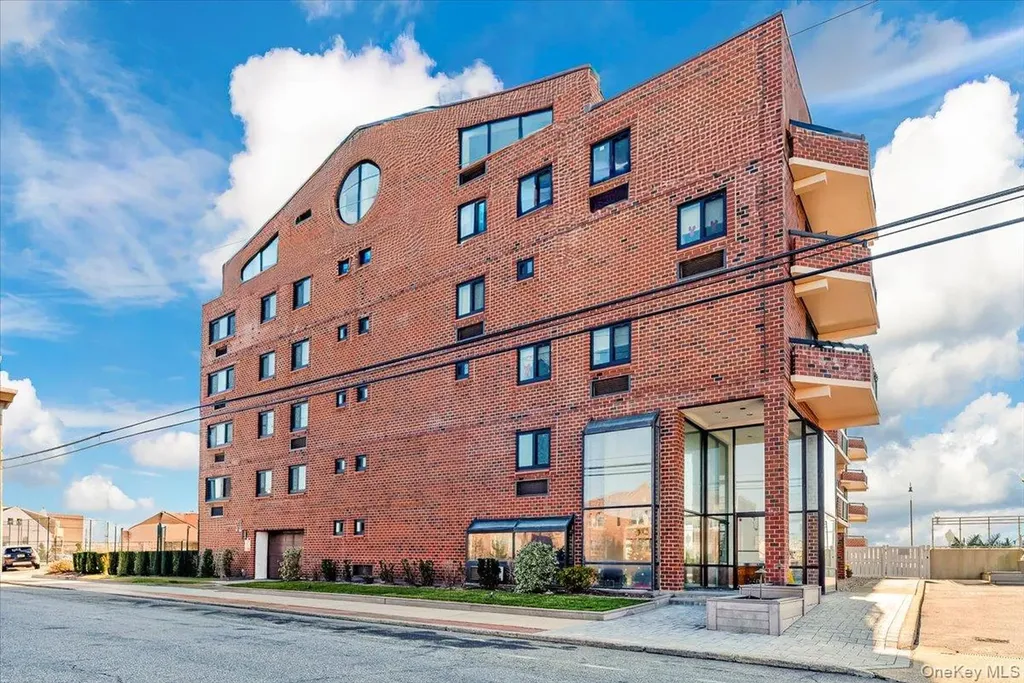 730 W Broadway Long Beach NY 11561