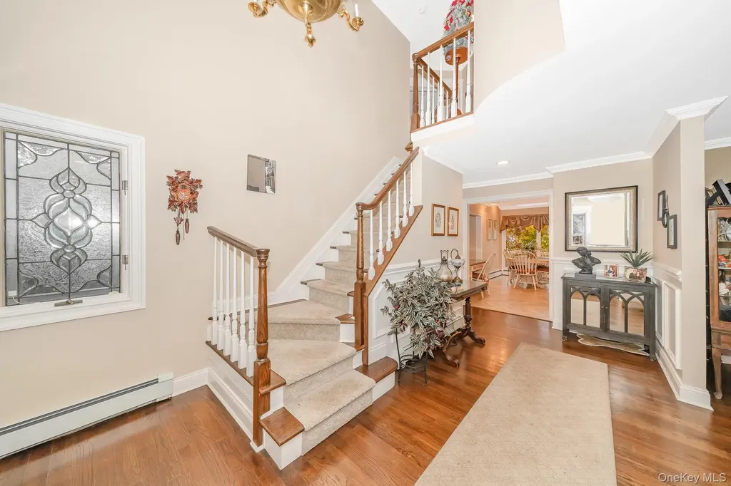 17 Thide Court Smithtown NY 11787