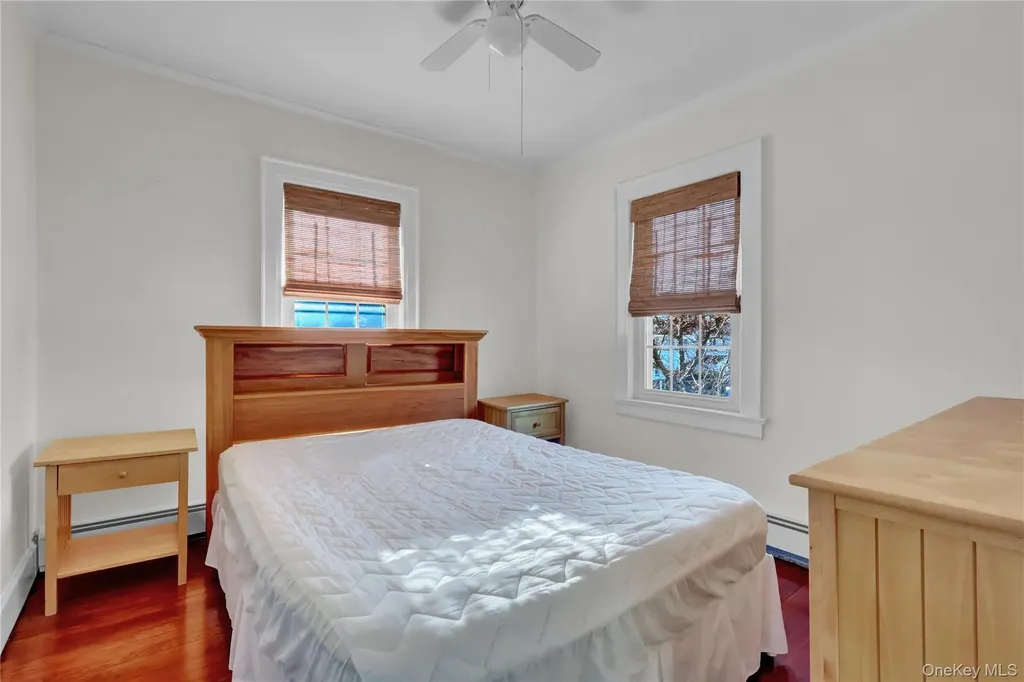 31 Hiawatha Drive Brightwaters NY 11718