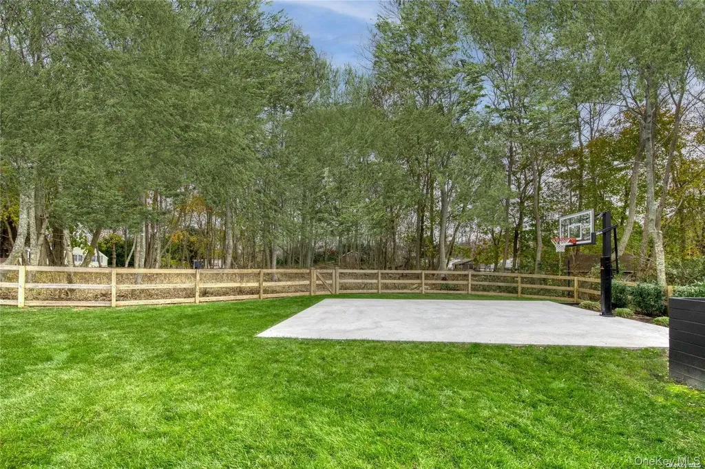 1700 Cedar Drive Southold NY 11971